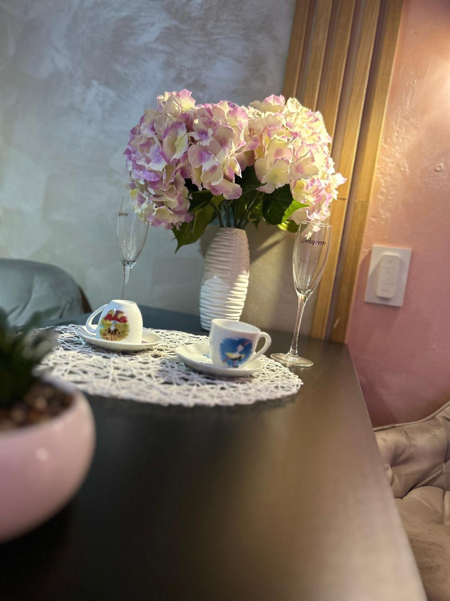 Апартамент 2-bedroom, 2-bathroom With Fireplace And Garden At Winslow Infinity Банско