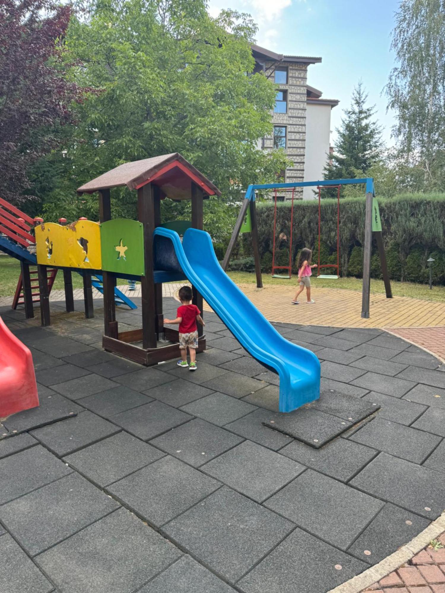 Апартамент 2-bedroom, 2-bathroom With Fireplace And Garden At Winslow Infinity Банско