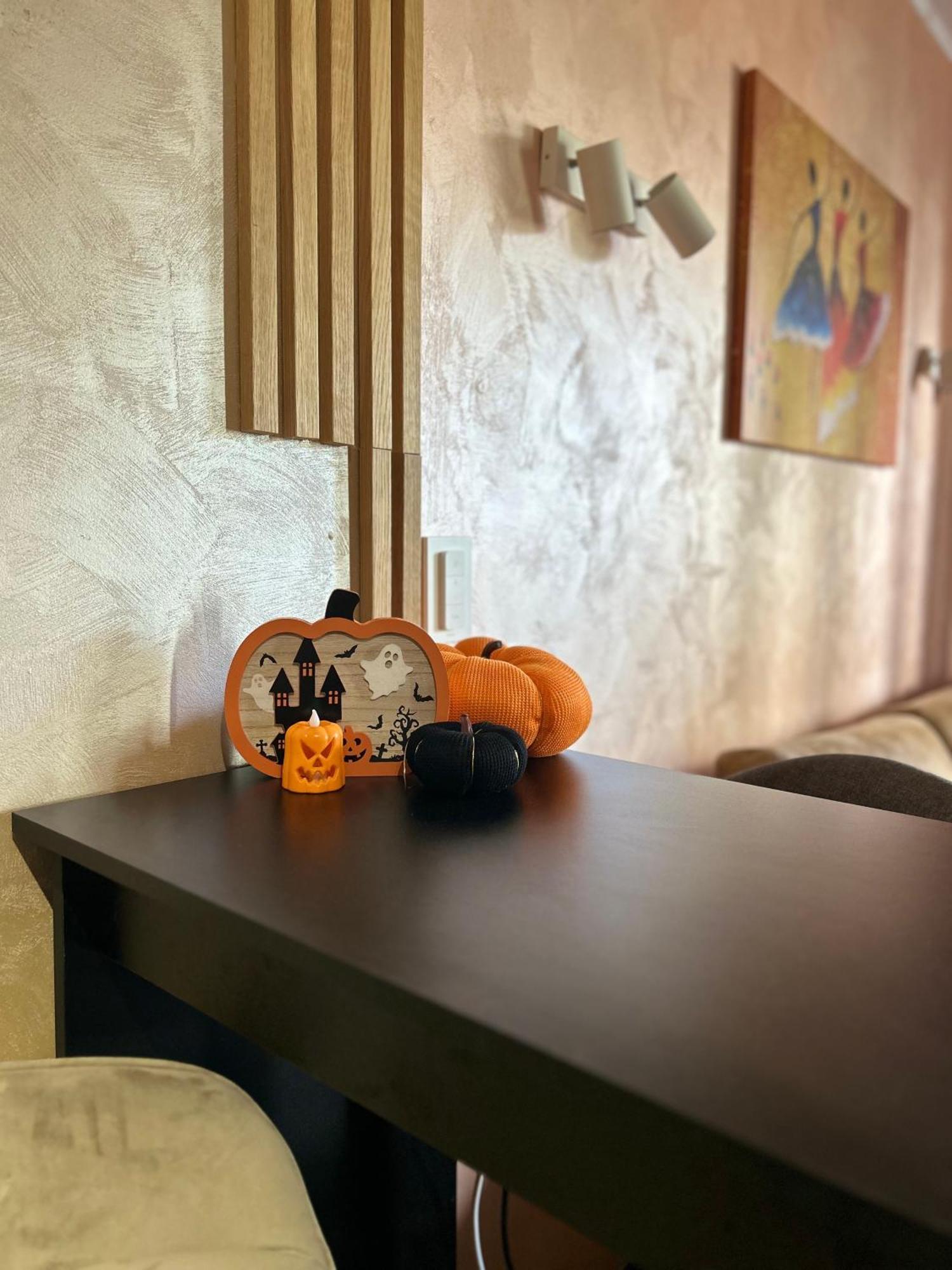 2-bedroom, 2-bathroom With Fireplace And Garden At Winslow Infinity
