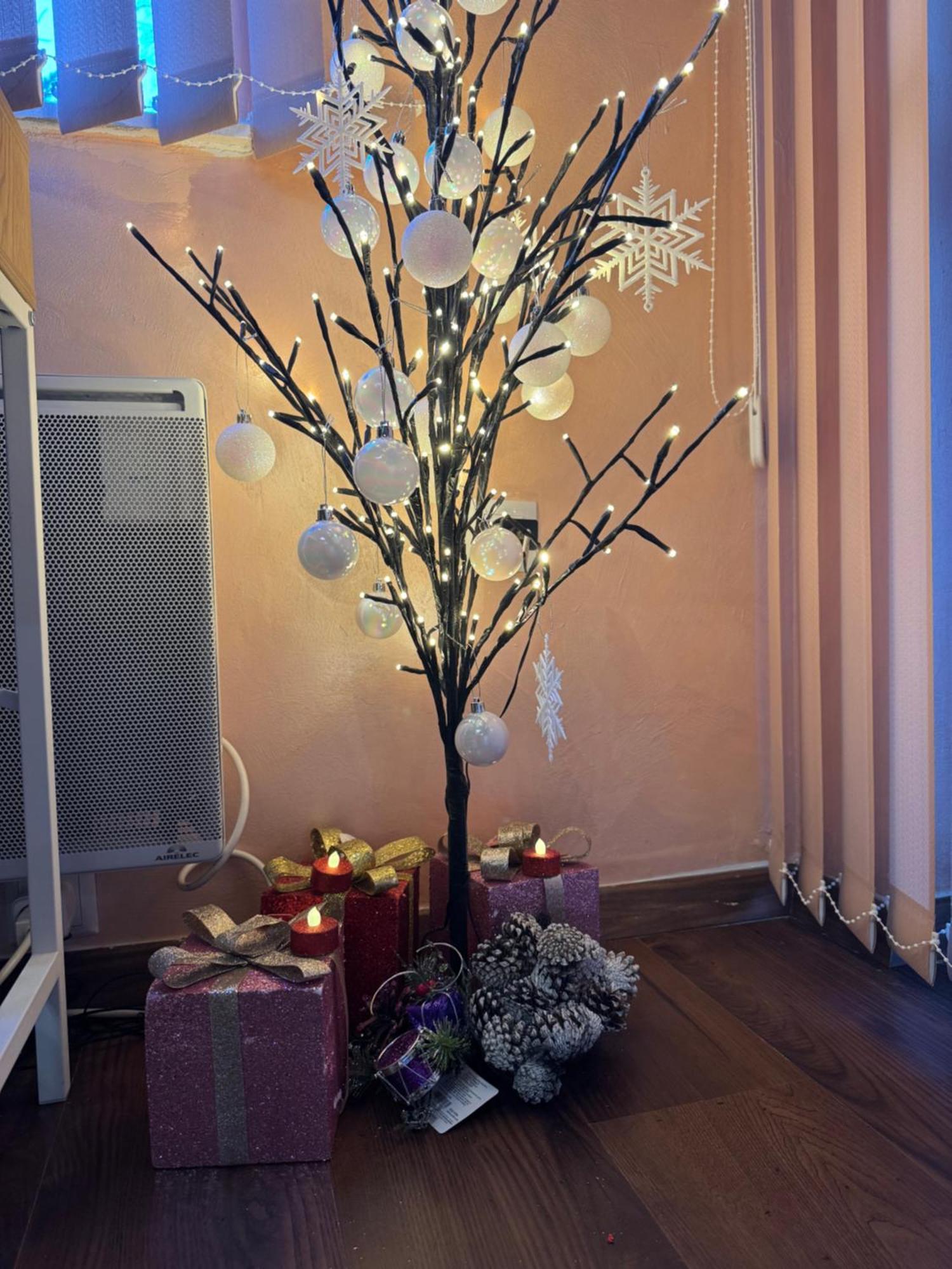 Апартамент 2-bedroom, 2-bathroom With Fireplace And Garden At Winslow Infinity