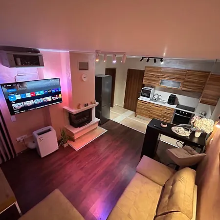 2-Bedroom, 2-Bathroom With Fireplace And Garden At Winslow Infinity Bansko Exterior photo